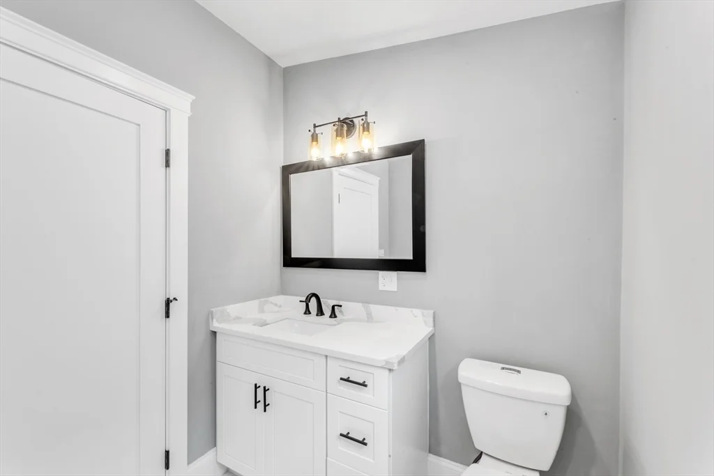2 bed, 2 bath apartment for rent at 31 Woodlawn Unit 2, Jamaica Plain — photo 10 of 18
