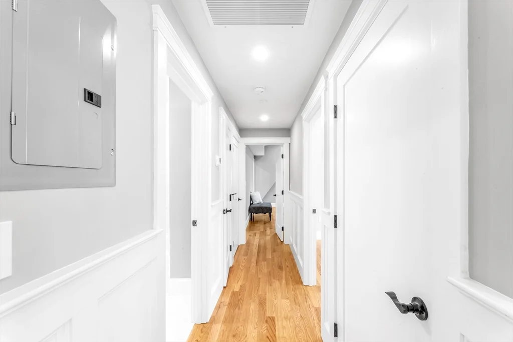 2 bed, 2 bath apartment for rent at 31 Woodlawn Unit 2, Jamaica Plain — photo 8 of 18