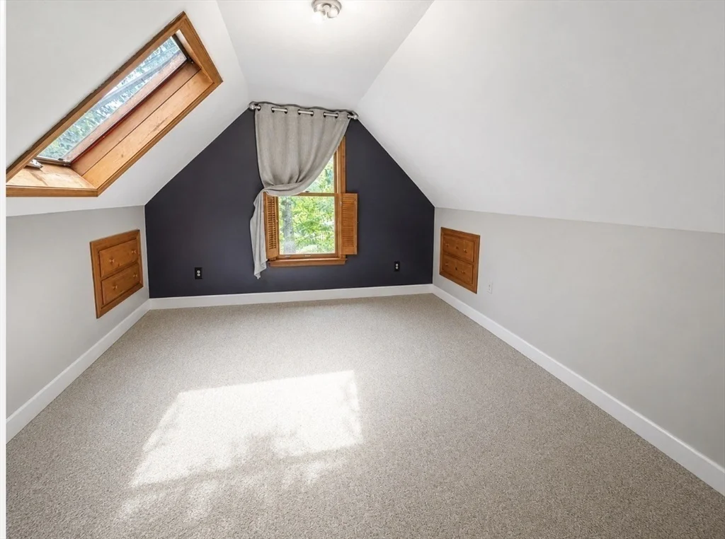 3 bed, 2 bath apartment for rent at 31 Woodside Circle, Sturbridge — photo 13 of 18