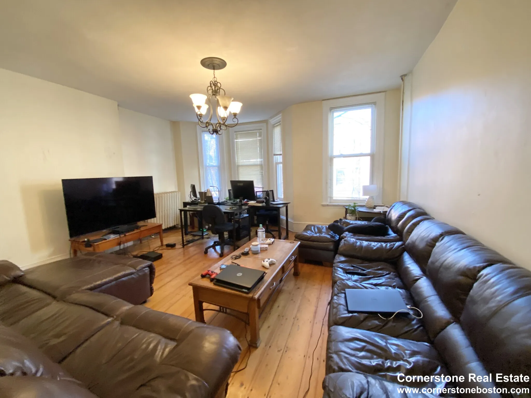 5 bed, 2.5 bath apartment for rent at 31 Worthington St Unit 1, Mission Hill — photo 16 of 42
