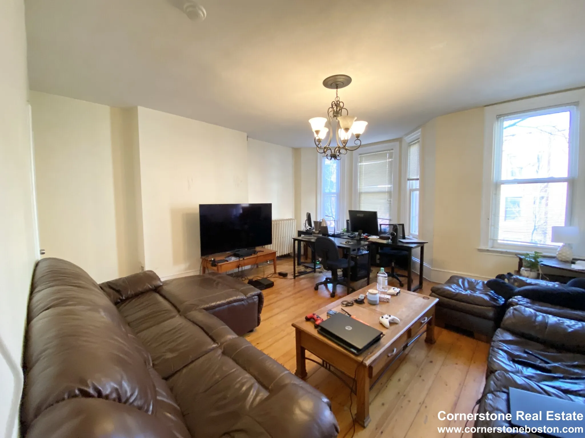 5 bed, 2.5 bath apartment for rent at 31 Worthington St Unit 1, Mission Hill — photo 14 of 42