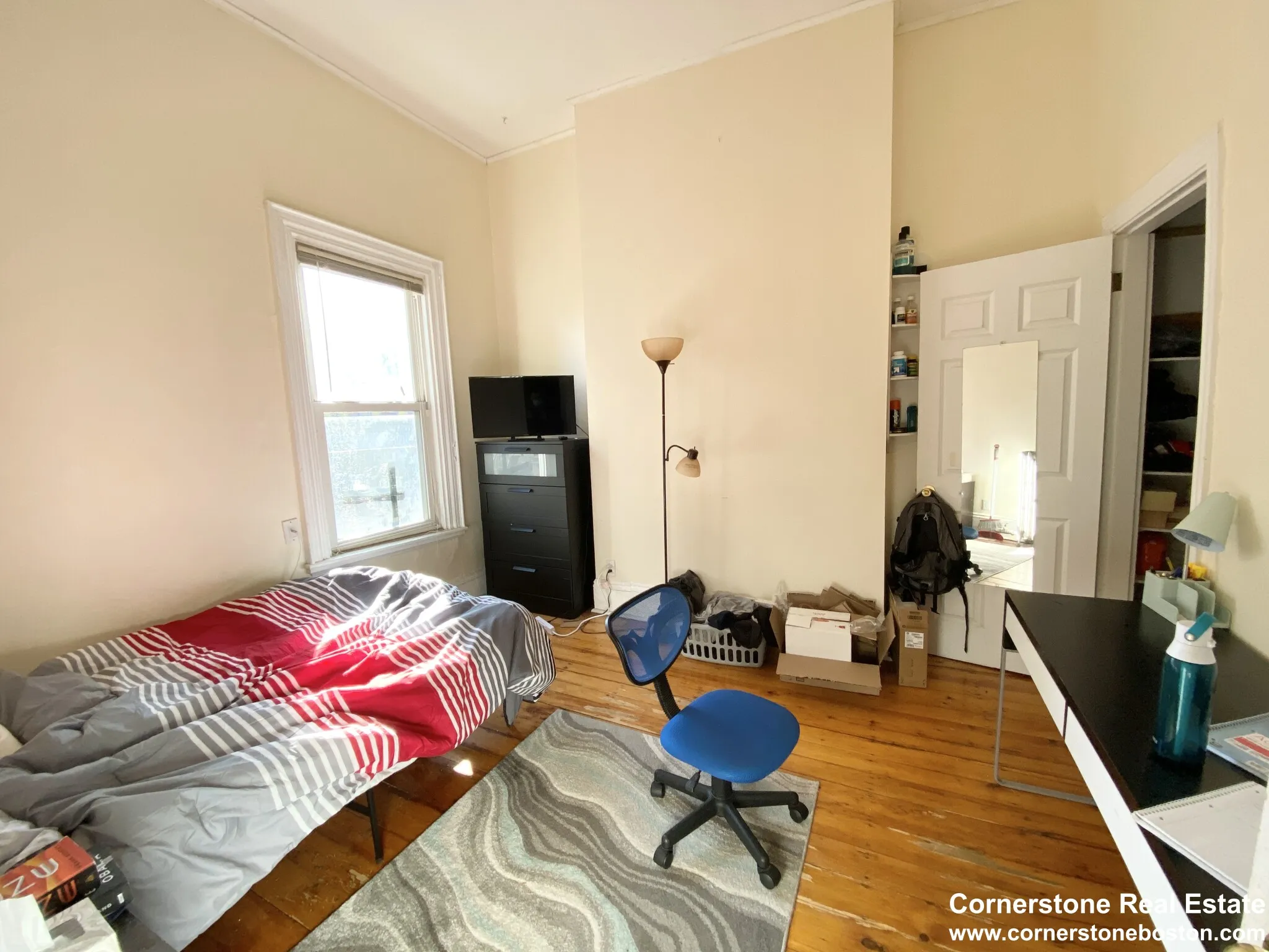 5 bed, 2.5 bath apartment for rent at 31 Worthington St Unit 1, Mission Hill — photo 12 of 42