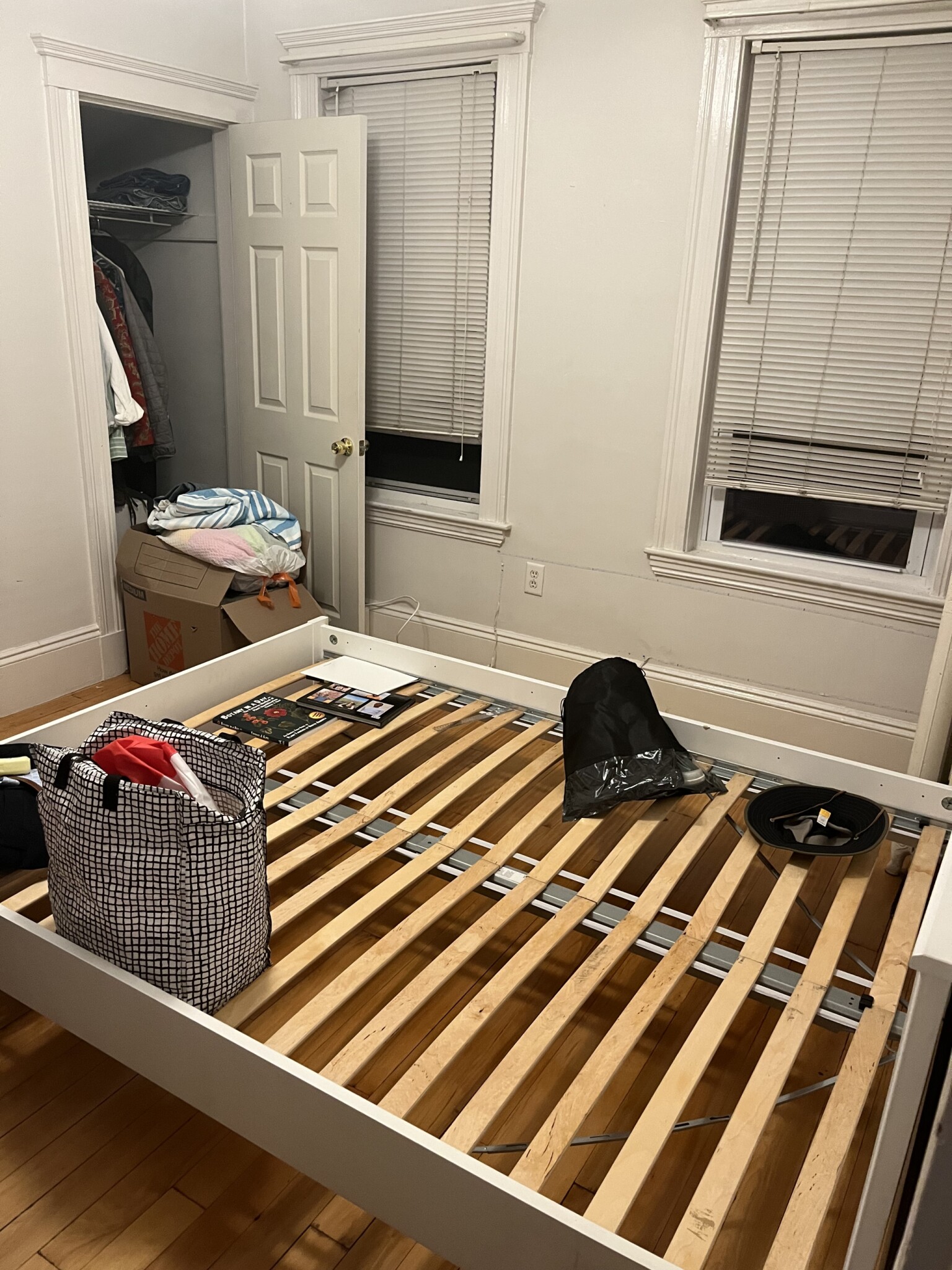 2 bed, 1 bath apartment for rent at 310 Concord Ave, West Cambridge — photo 13 of 17