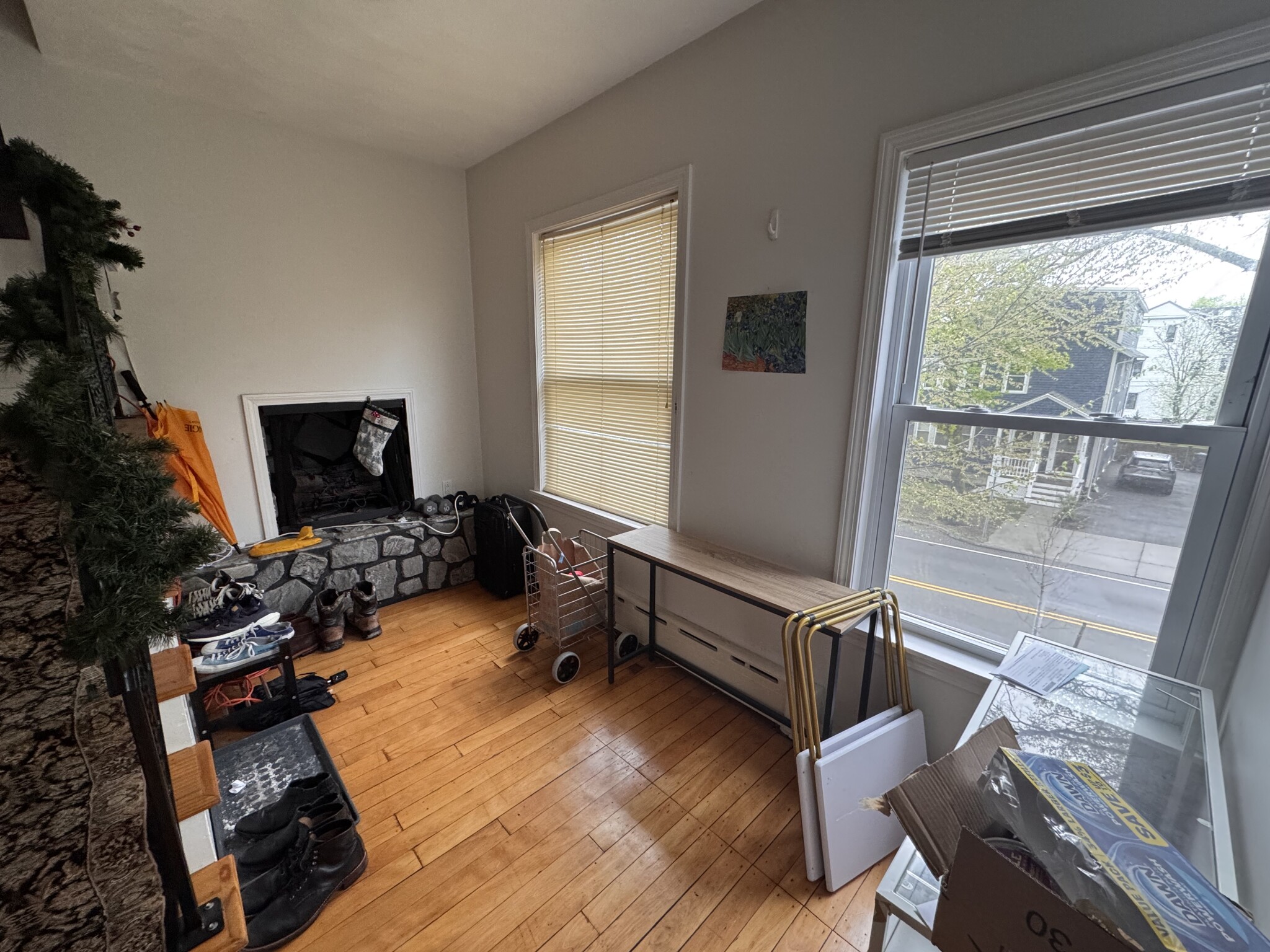2 bed, 1 bath apartment for rent at 310 Concord Ave, West Cambridge — photo 9 of 17