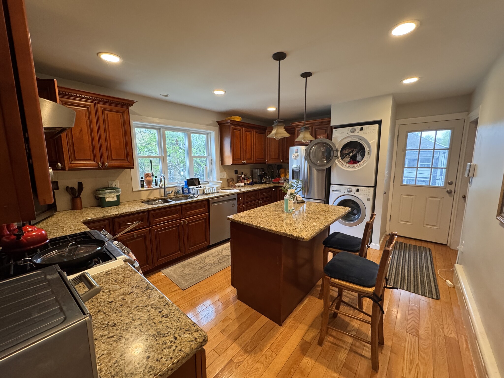 2 bed, 1 bath apartment for rent at 310 Concord Ave, West Cambridge — photo 1 of 17