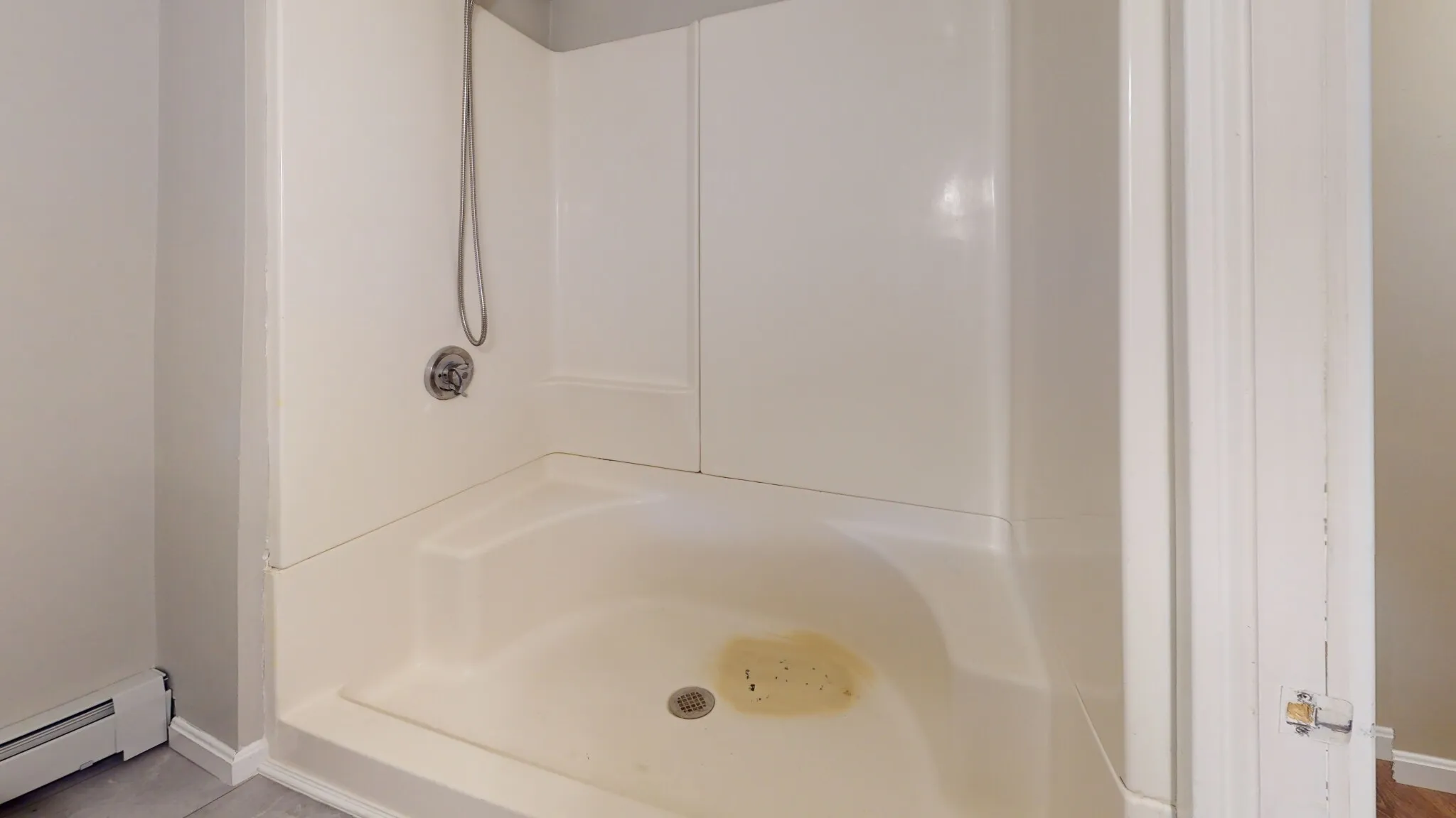 4 bed, 2 bath apartment for rent at 310 Lowell St Unit 1, Magoun Square — photo 16 of 29