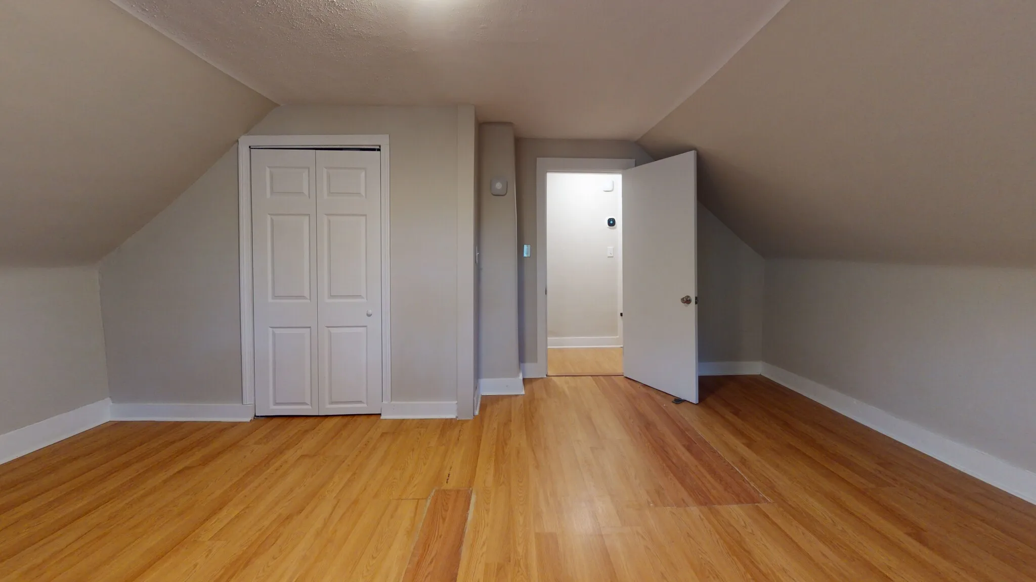 5 bed, 2 bath apartment for rent at 310 Lowell St Unit 310, Magoun Square — photo 6 of 17