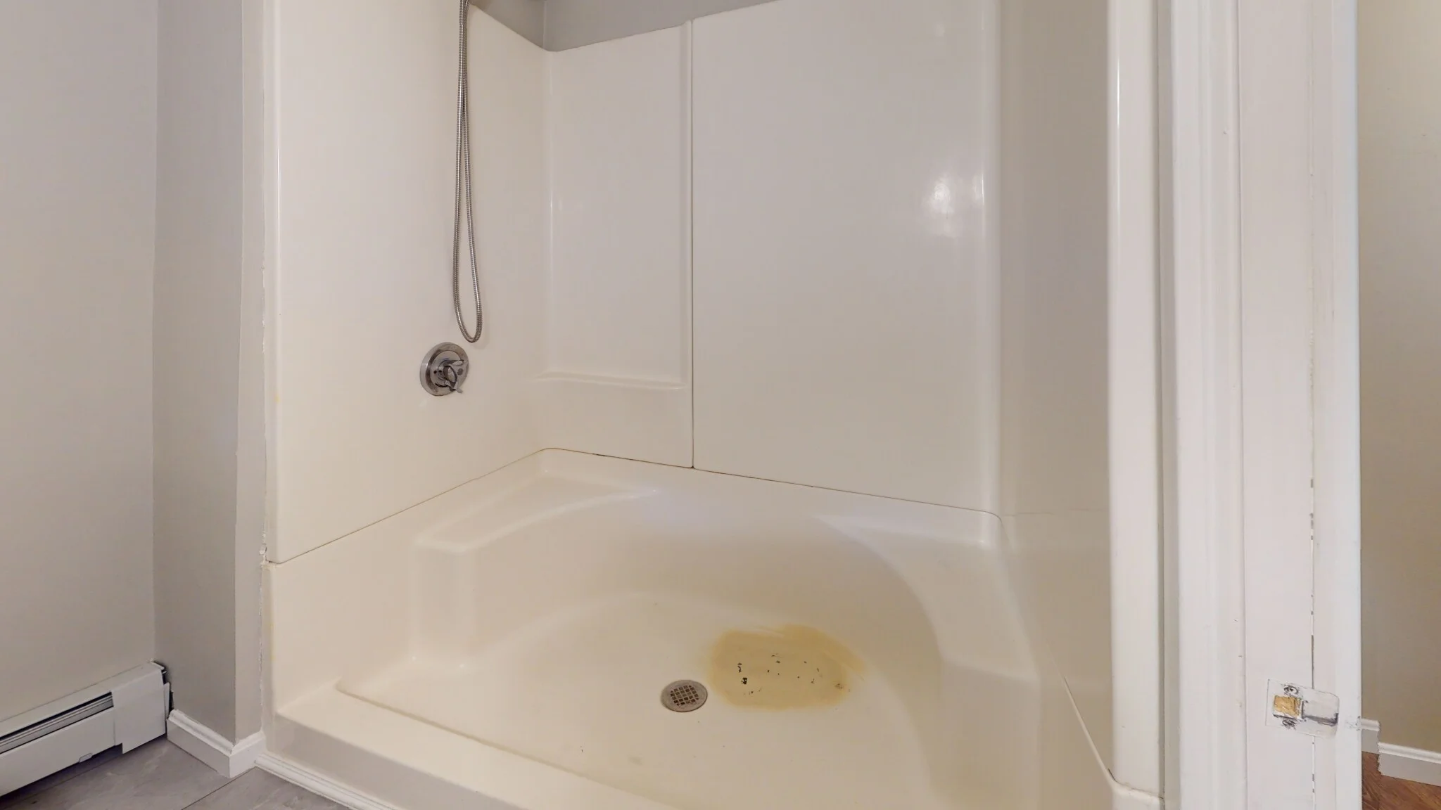 5 bed, 2 bath apartment for rent at 310 Lowell St Unit 310, Magoun Square — photo 16 of 17