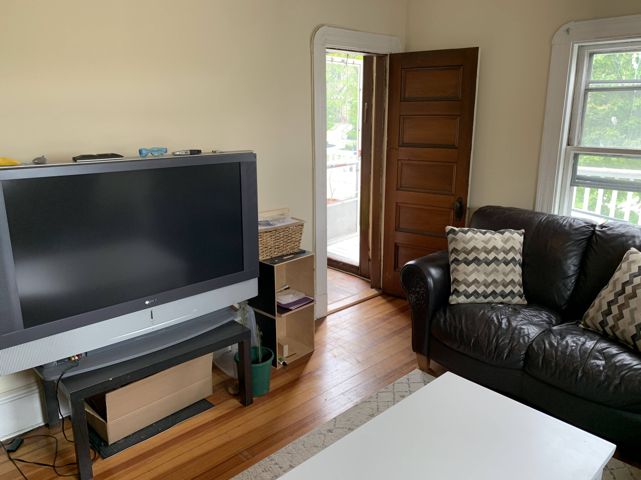4 bed, 2 bath apartment for rent at 310 Market Unit 2, Brighton — photo 5 of 14