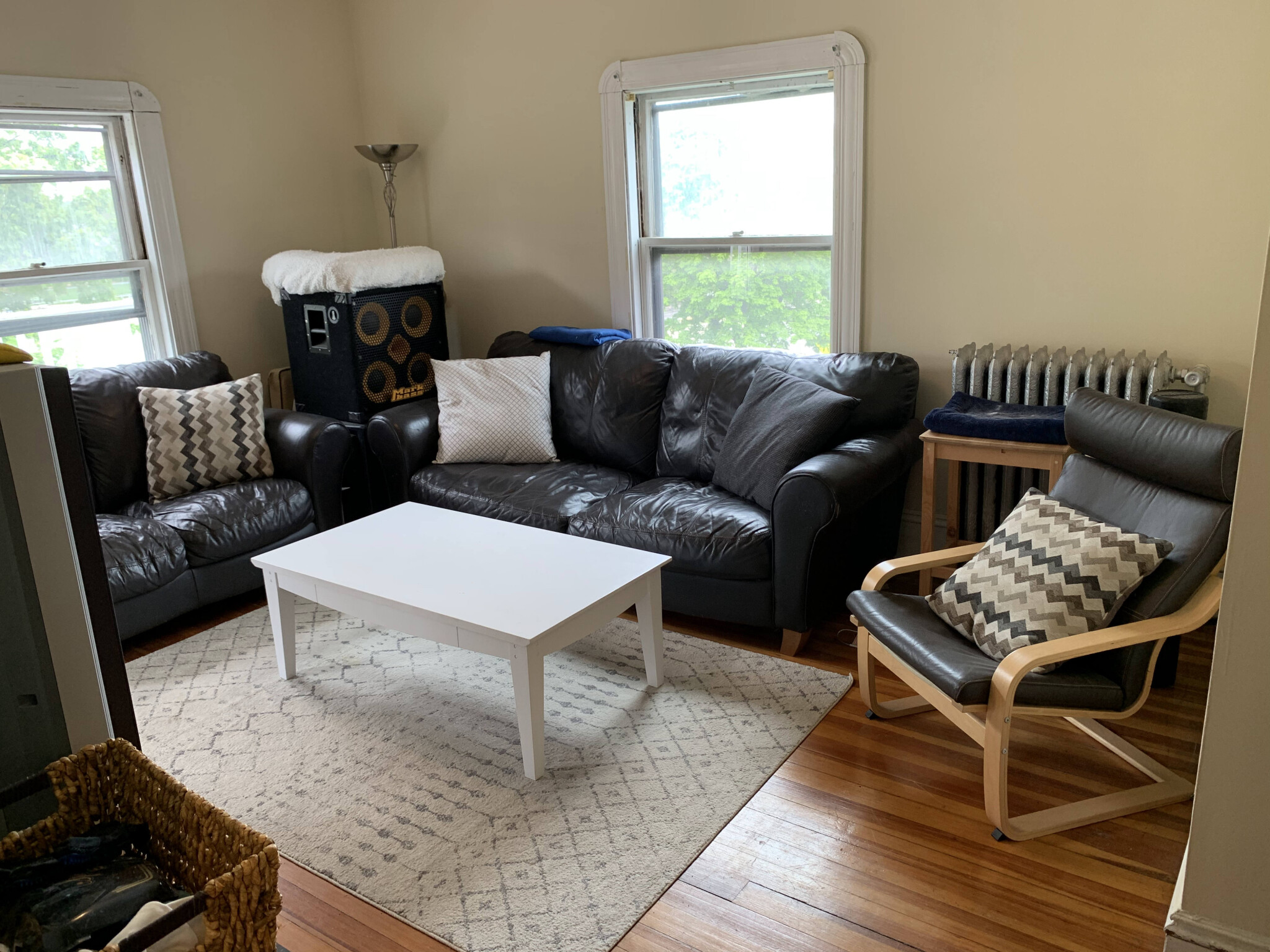 4 bed, 2 bath apartment for rent at 310 Market Unit 2, Brighton — photo 4 of 14