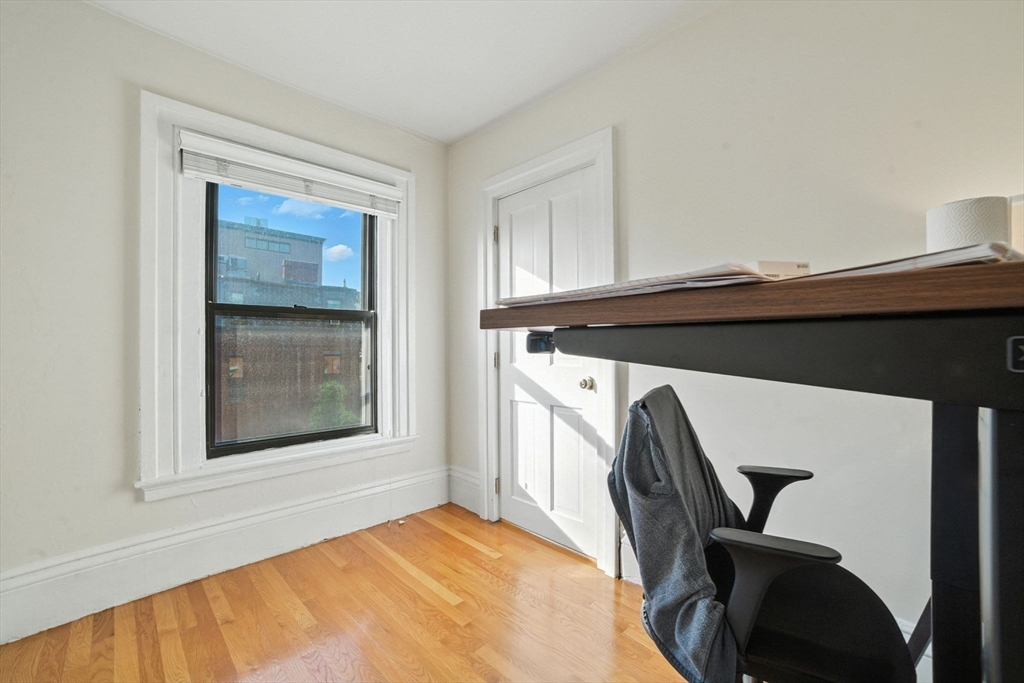 1 bed, 1 bath apartment for rent at 310 Shawmut Unit 3, South End — photo 4 of 17