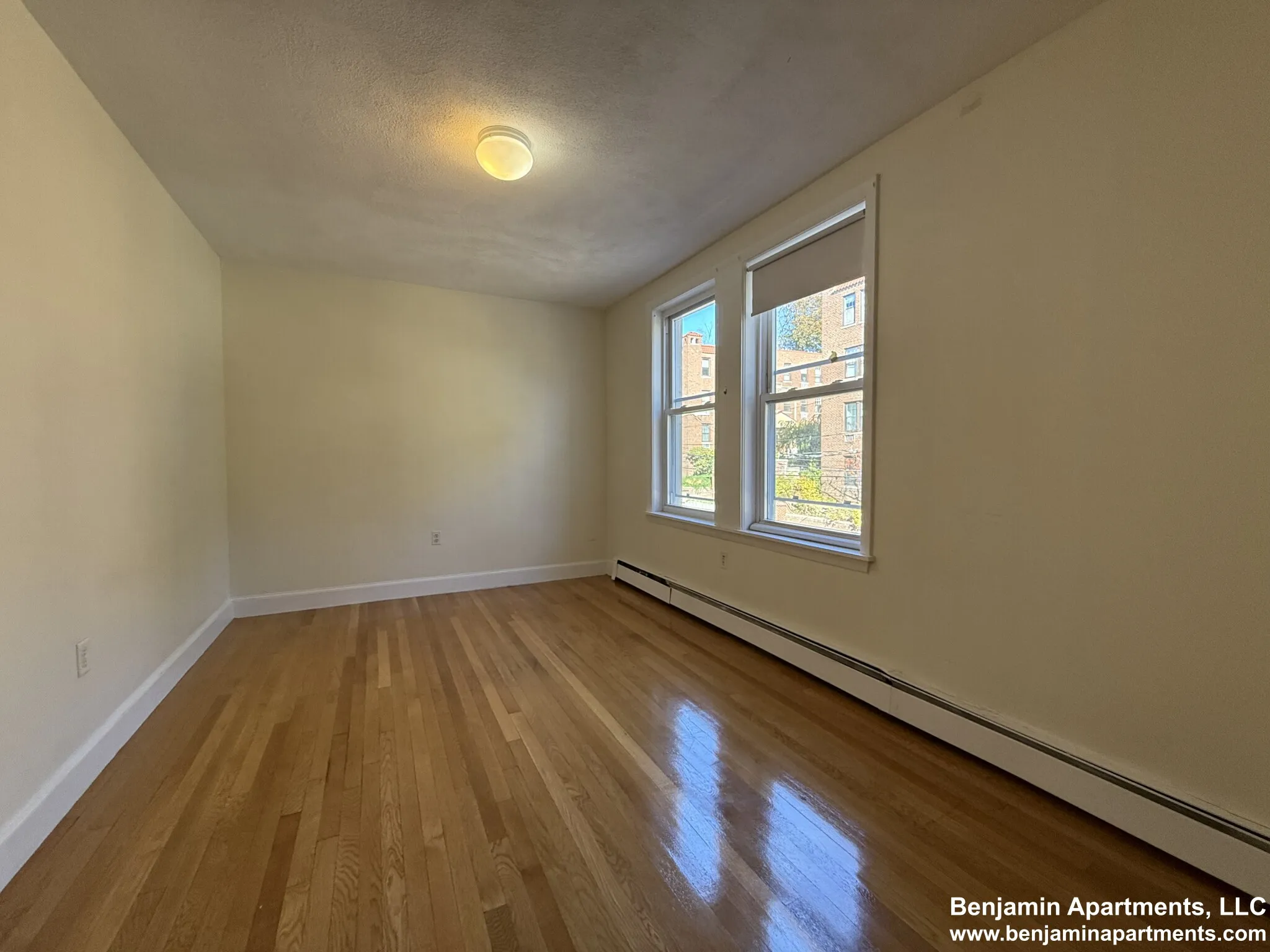 2 bed, 1 bath apartment for rent at 310 Tappan St Unit 3J, Aspinwall Hill — photo 6 of 14