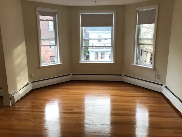 2 bed, 1 bath apartment for rent at 310 Tappan St Unit 5, Aspinwall Hill — photo 11 of 19
