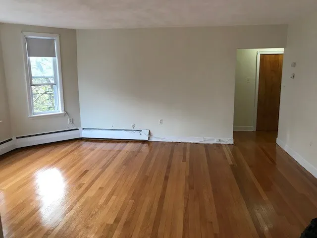 2 bed, 1 bath apartment for rent at 310 Tappan St Unit 5, Aspinwall Hill — photo 10 of 19