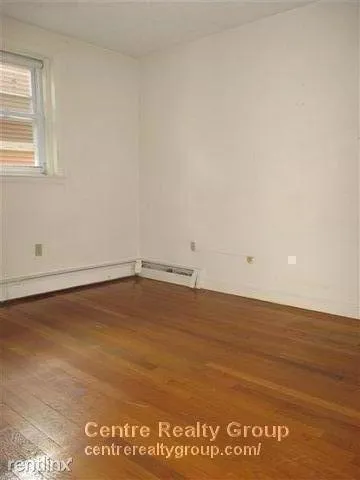 2 bed, 1 bath apartment for rent at 310 Tappan St Unit 5, Aspinwall Hill — photo 5 of 19