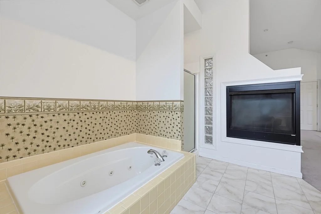 2 bed, 2 bath apartment for rent at 3103 Maple Brook Rd Unit 3103, Bellingham — photo 21 of 34