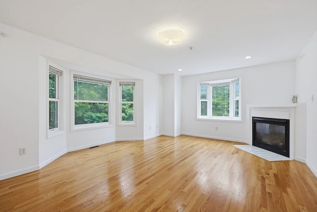 2 bed, 2 bath apartment for rent at 3103 Maple Brook Rd Unit 3103, Bellingham — photo 4 of 34