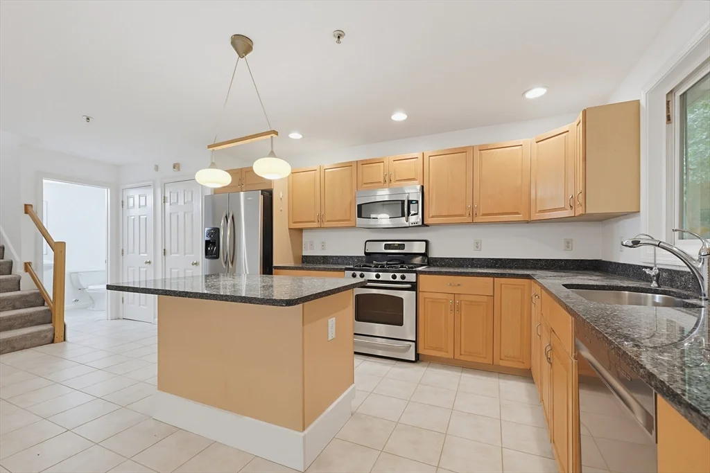 2 bed, 2 bath apartment for rent at 3103 Maple Brook Rd Unit 3103, Bellingham — photo 12 of 34