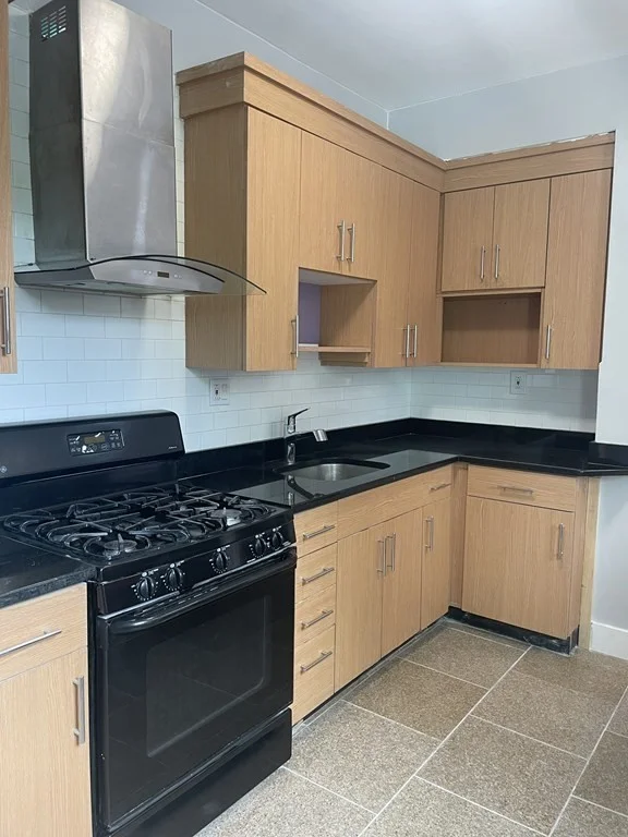 3 bed, 1 bath apartment for rent at 3103 Washington St Unit 1L, Boston