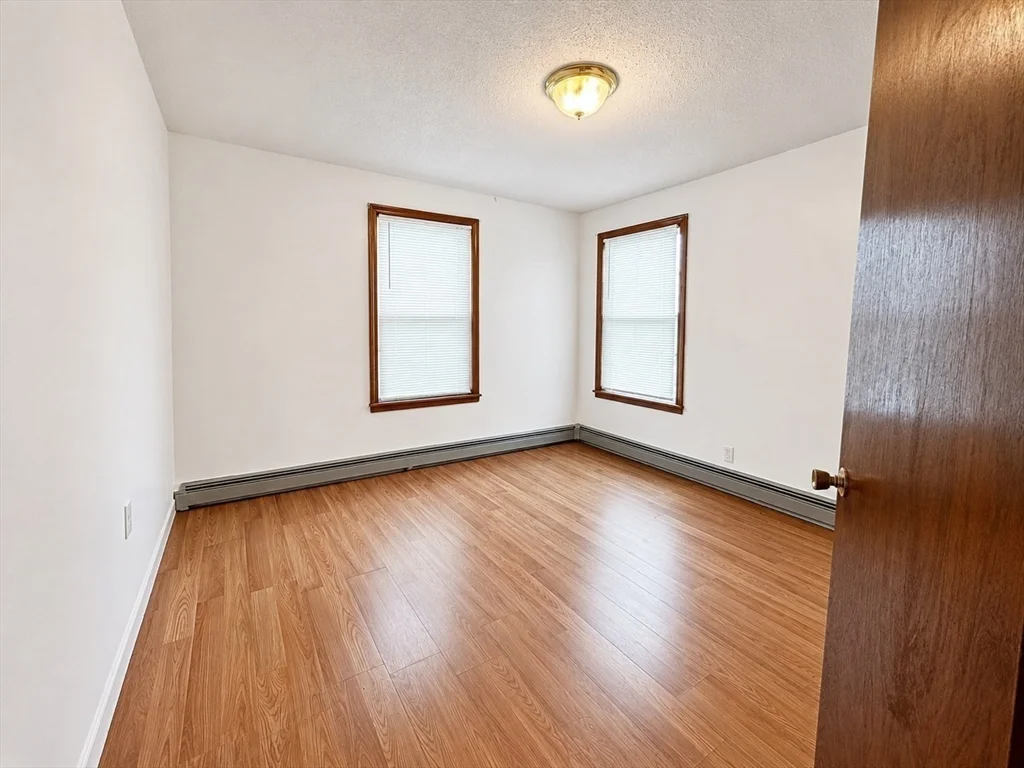 2 bed, 1 bath apartment for rent at 310R Prospect St Unit 1, Wellington-Harrington — photo 5 of 11
