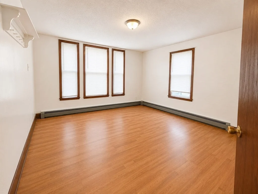 2 bed, 1 bath apartment for rent at 310R Prospect St Unit 1, Wellington-Harrington — photo 7 of 11