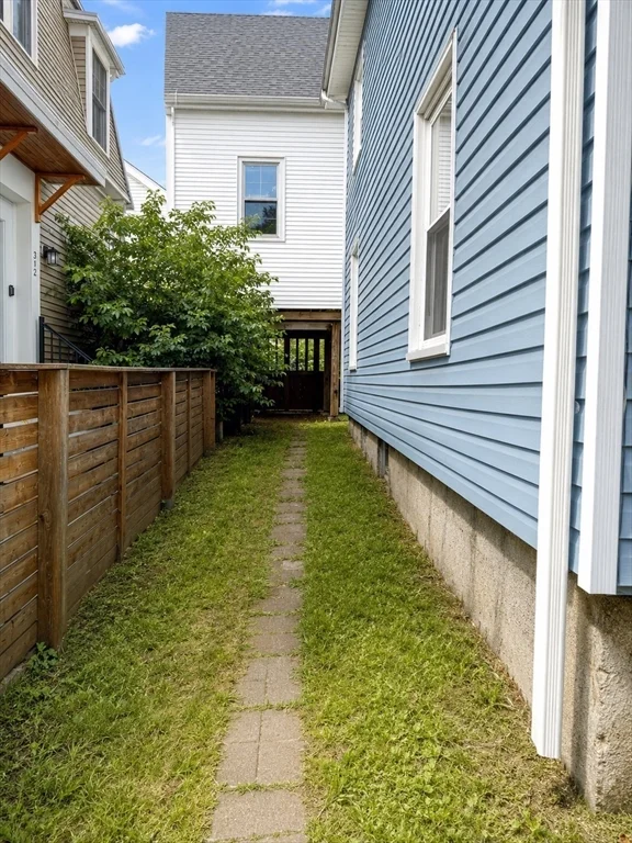 2 bed, 1 bath apartment for rent at 310R Prospect St Unit 1, Wellington-Harrington — photo 11 of 11