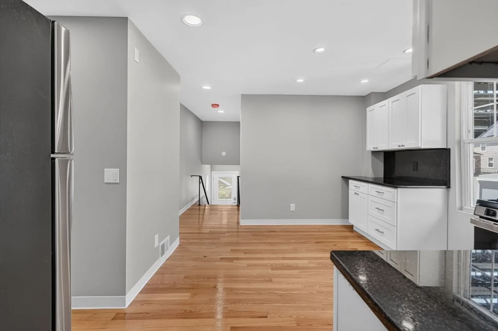 3 bed, 1 bath apartment for rent at 311 Central St Unit 1, Saugus — photo 10 of 27
