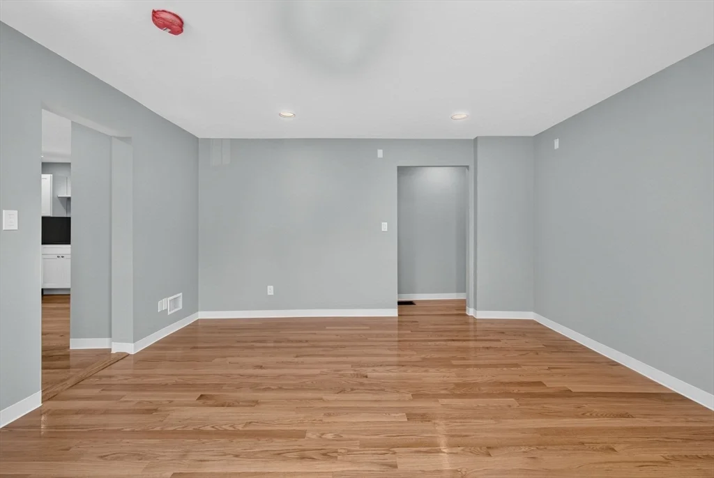 3 bed, 1 bath apartment for rent at 311 Central St Unit 1, Saugus — photo 5 of 27