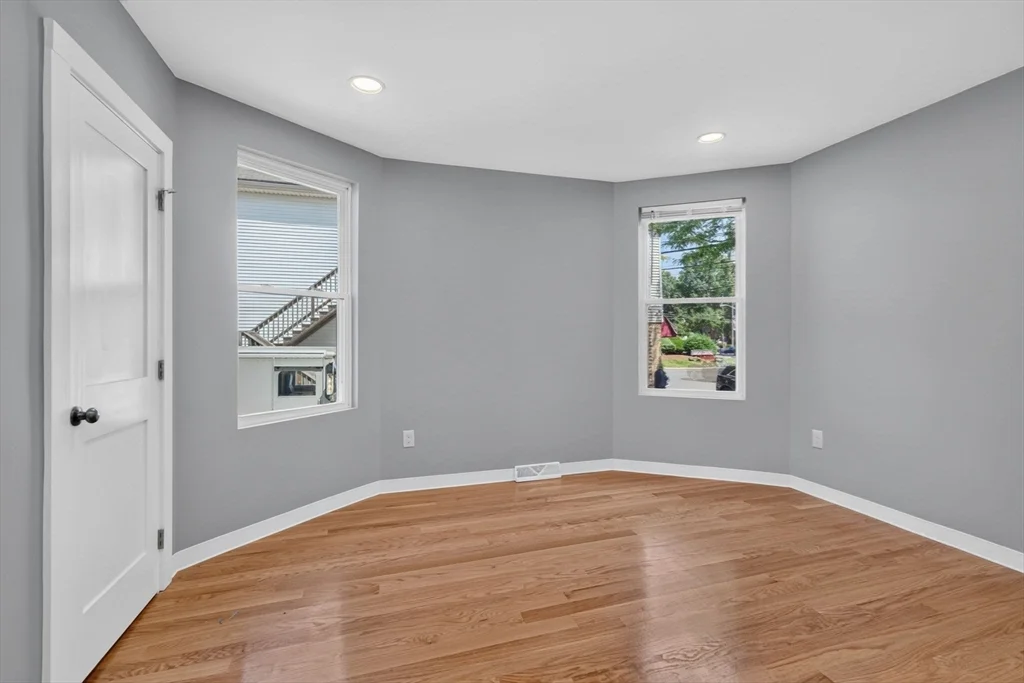 3 bed, 1 bath apartment for rent at 311 Central St Unit 1, Saugus — photo 20 of 27