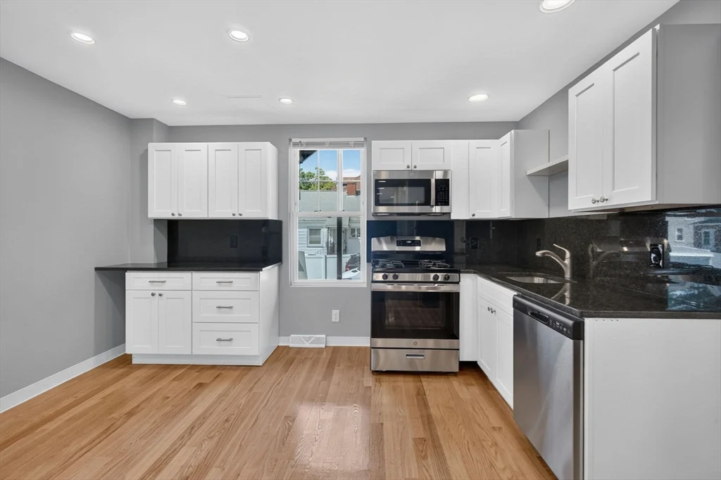 3 bed, 1 bath apartment for rent at 311 Central St Unit 1, Saugus — photo 9 of 27