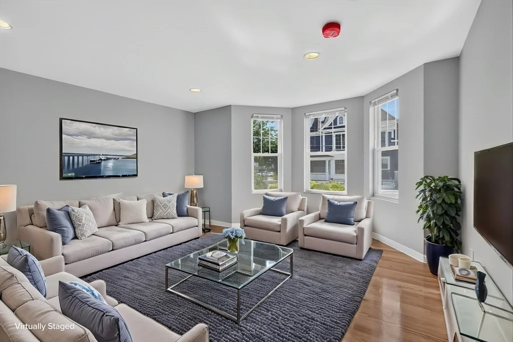 3 bed, 1 bath apartment for rent at 311 Central St Unit 1, Saugus — photo 6 of 27
