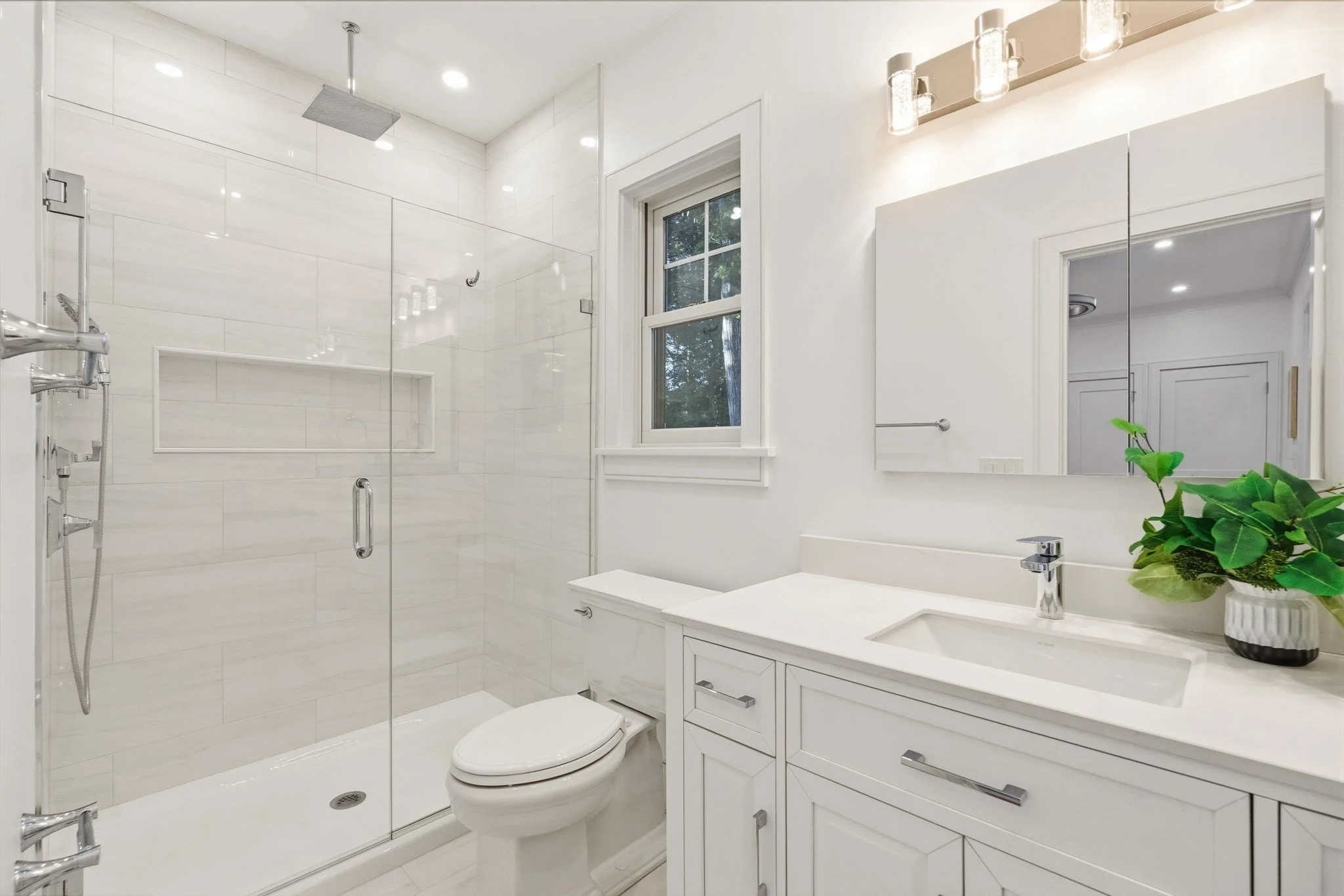 6 bed, 4+ bath apartment for rent at 311 Dedham Ave Unit 311, Needham — photo 18 of 37