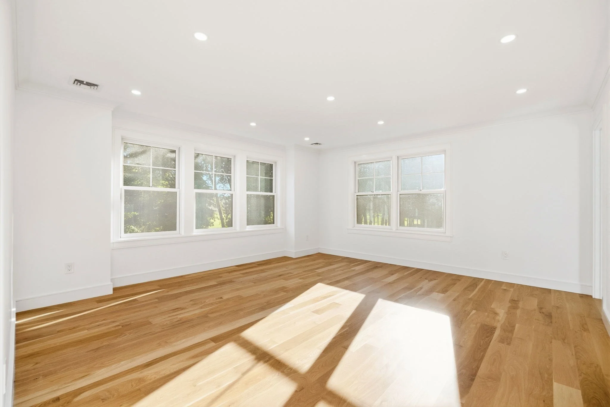 6 bed, 4+ bath apartment for rent at 311 Dedham Ave Unit 311, Needham — photo 25 of 37