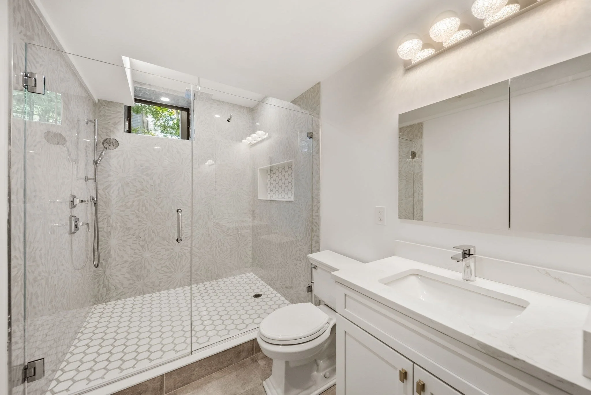 6 bed, 4+ bath apartment for rent at 311 Dedham Ave Unit 311, Needham — photo 33 of 37