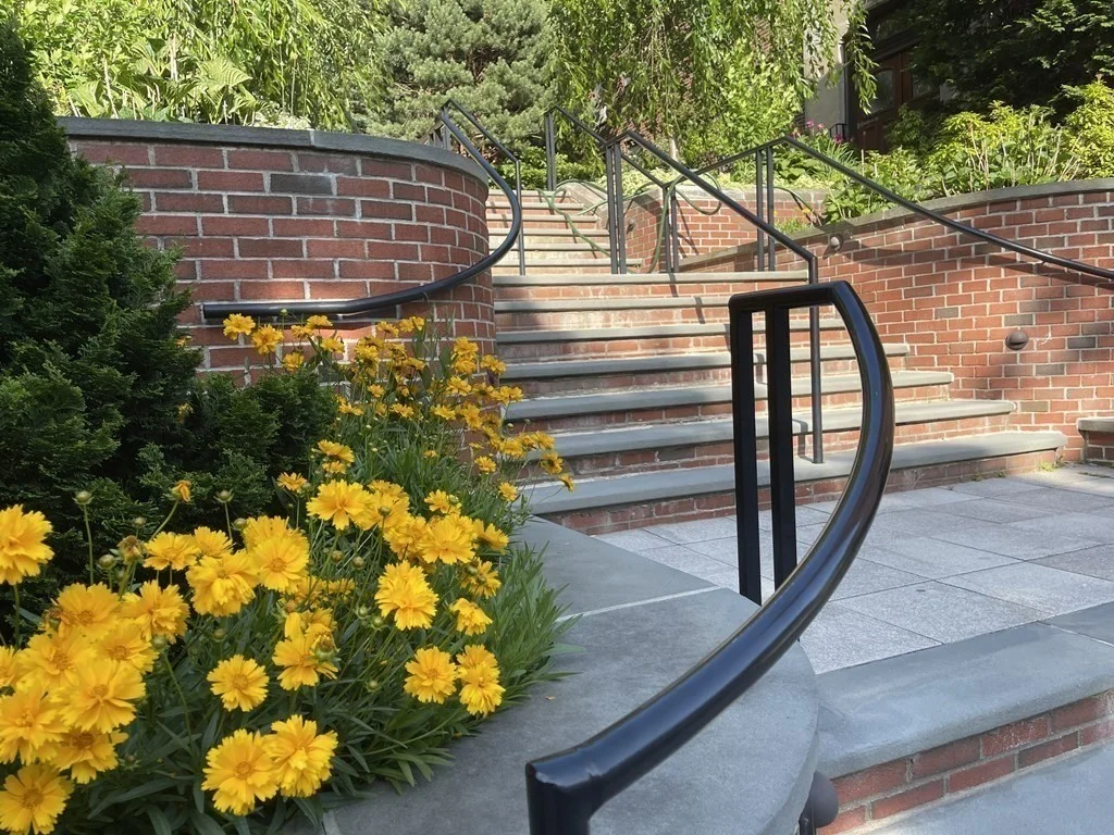 2 bed, 2 bath apartment for rent at 311 Tappan St Unit 1, Beaconsfield — photo 2 of 16