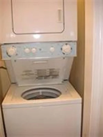 2 bed, 2 bath apartment for rent at 311 Tappan St Unit 1, Beaconsfield — photo 13 of 16