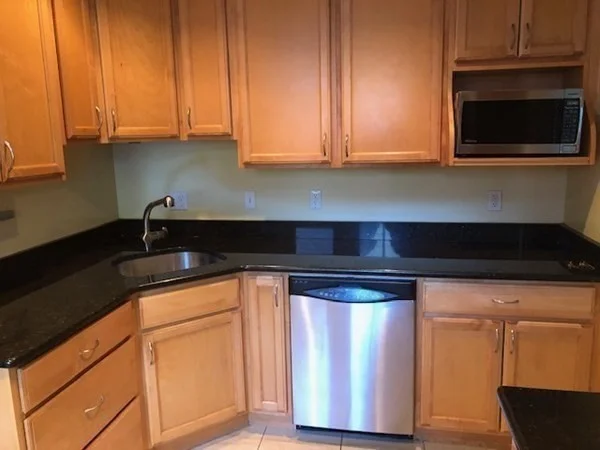 2 bed, 2 bath apartment for rent at 311 Tappan St Unit 1, Beaconsfield — photo 8 of 16