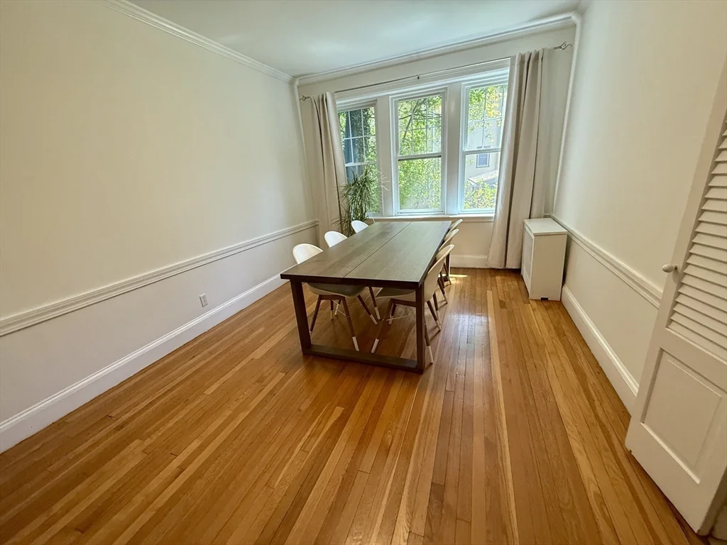 2 bed, 2 bath apartment for rent at 311 Tappan St Unit 1, Beaconsfield — photo 6 of 16