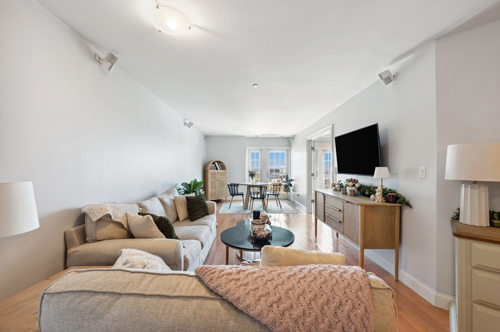 1 bed, 1 bath apartment for rent at 312-320 W 3rd St Unit 305, South Boston — photo 7 of 19