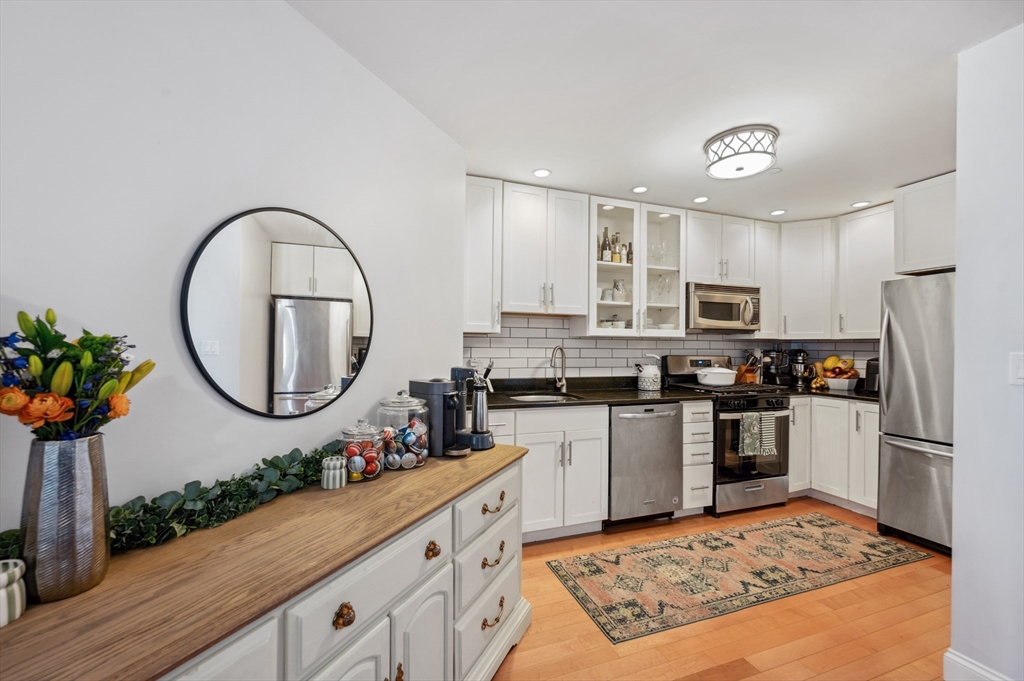 1 bed, 1 bath apartment for rent at 312-320 W 3rd St Unit 305, South Boston — photo 9 of 19