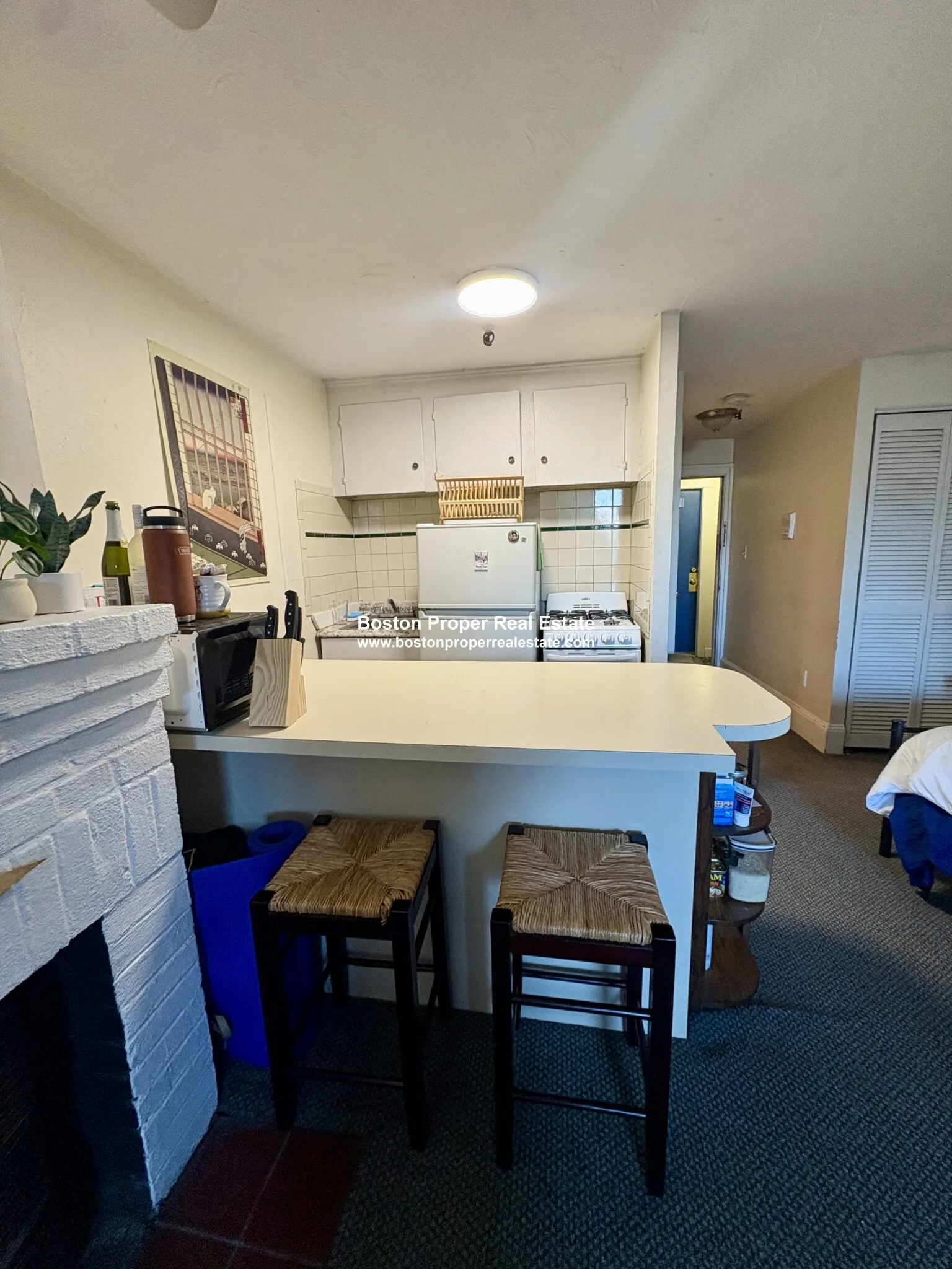 Studio bed, 1 bath apartment for rent at 312 Beacon St Unit 1, Back Bay — photo 5 of 6