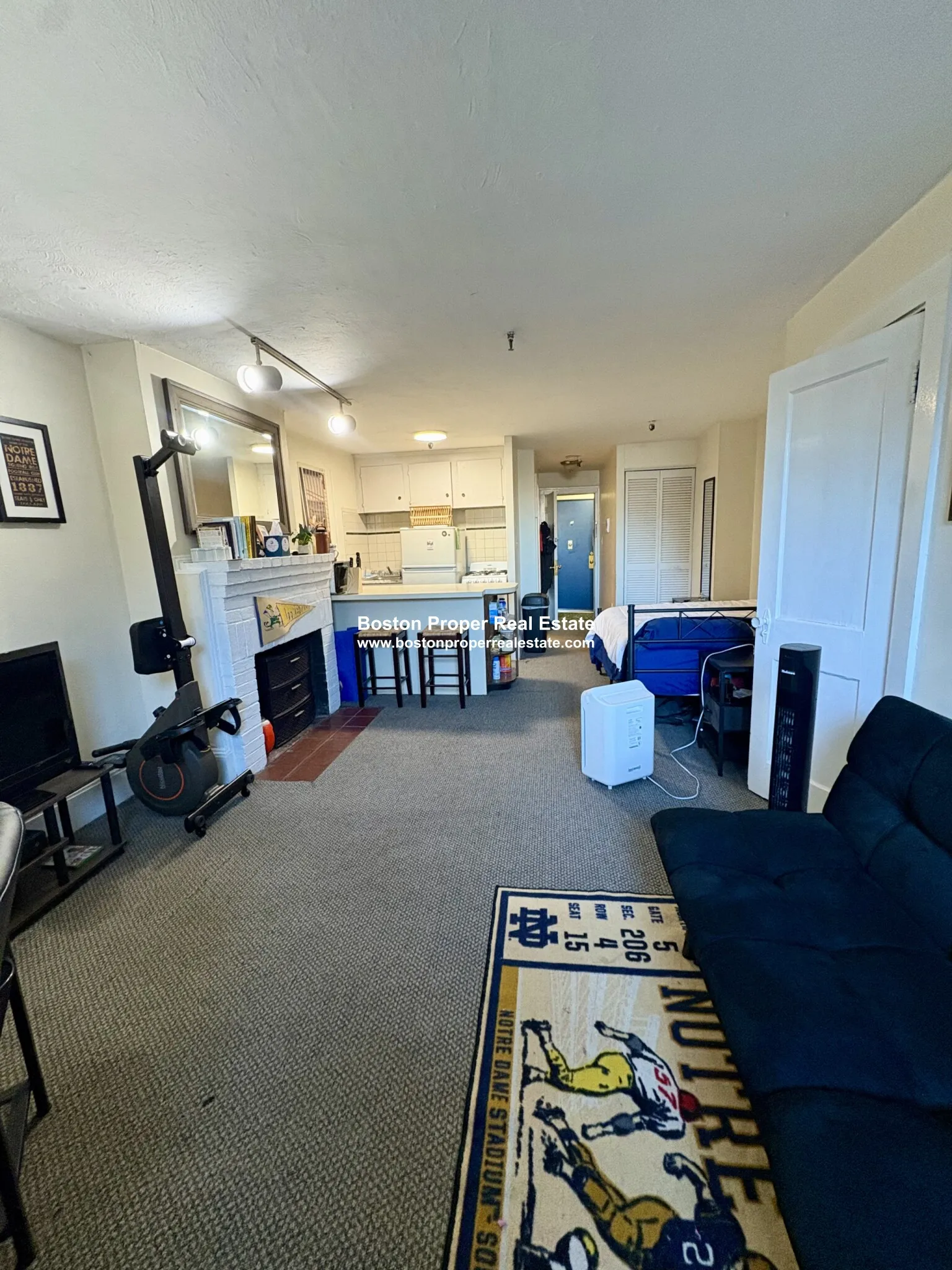Studio bed, 1 bath apartment for rent at 312 Beacon St Unit 1, Back Bay — photo 3 of 6