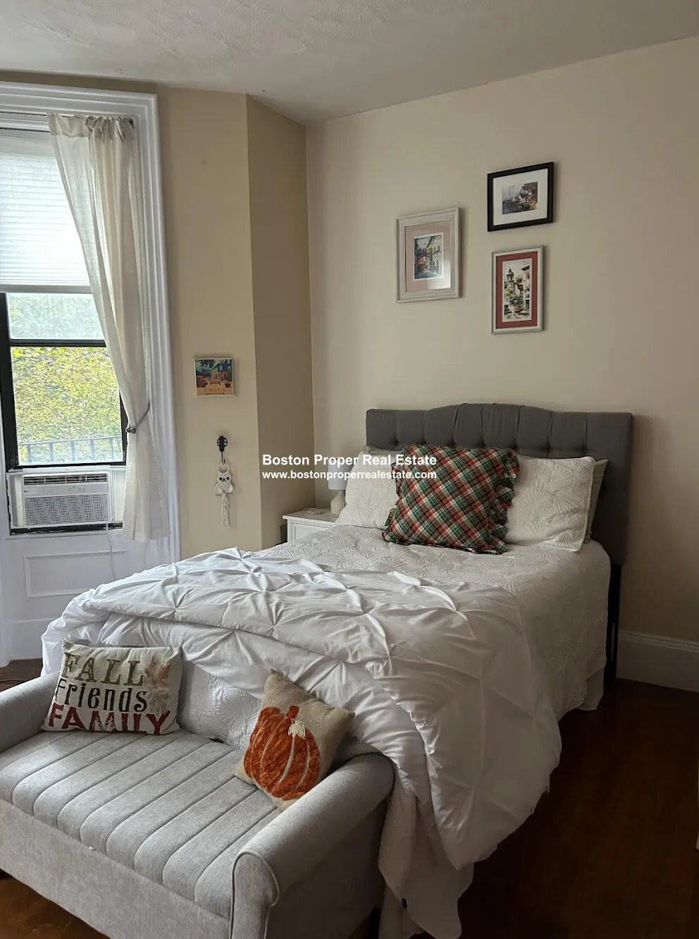 Studio bed, 1 bath apartment for rent at 312 Beacon St Unit 4, Back Bay — photo 2 of 9