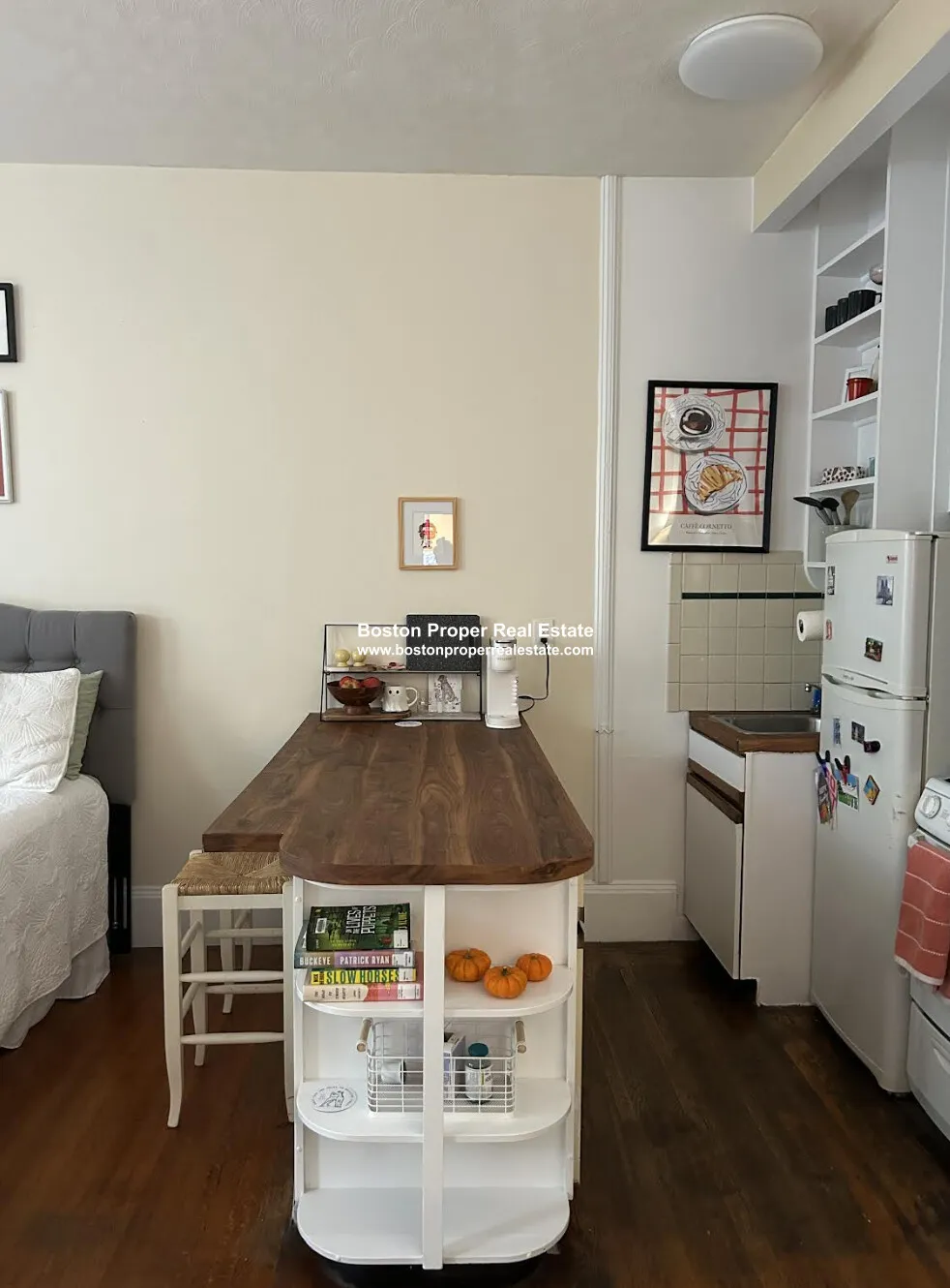 Studio bed, 1 bath apartment for rent at 312 Beacon St Unit 4, Back Bay — photo 8 of 9