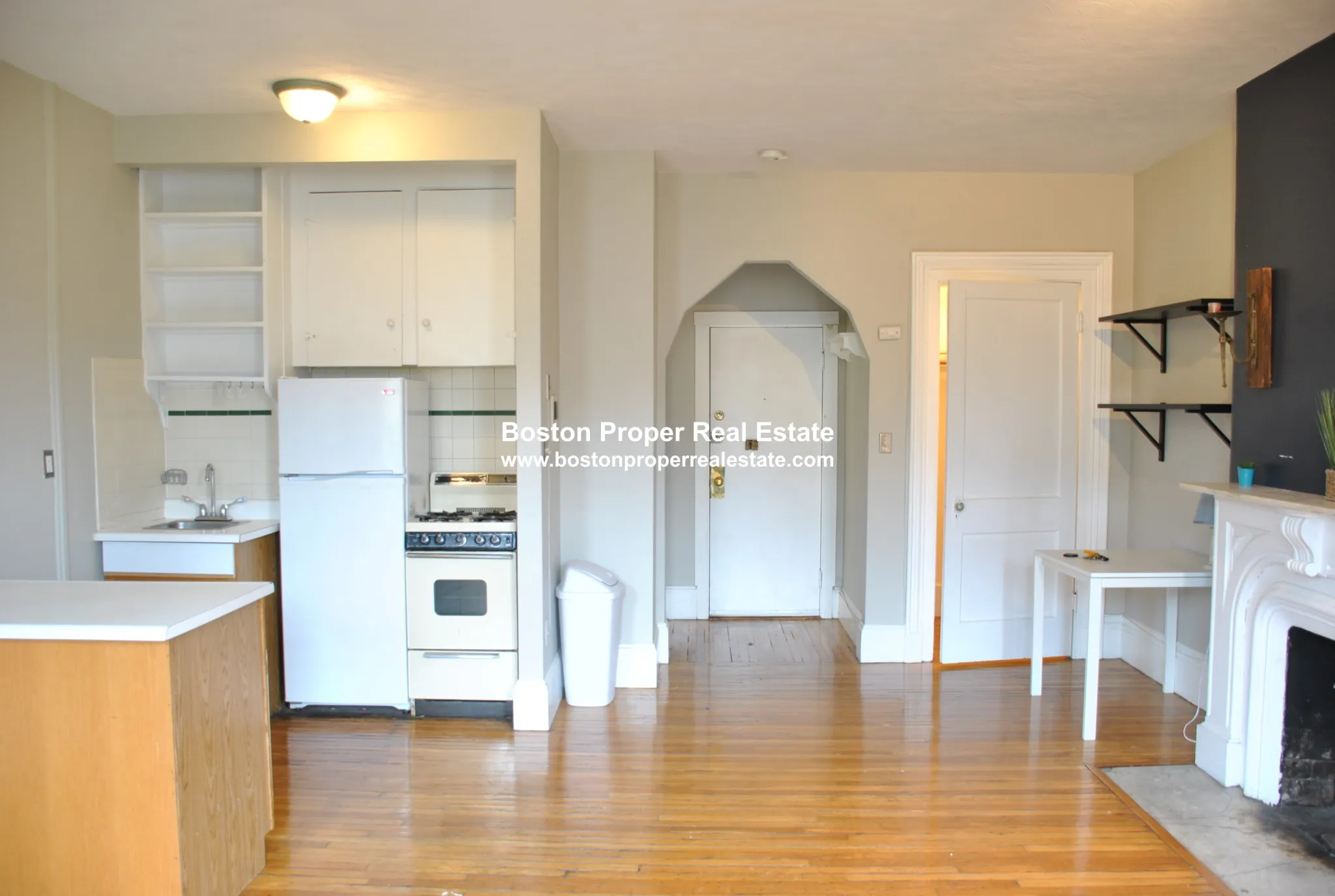 Studio bed, 1 bath apartment for rent at 312 Beacon St Unit 6, Back Bay — photo 3 of 9