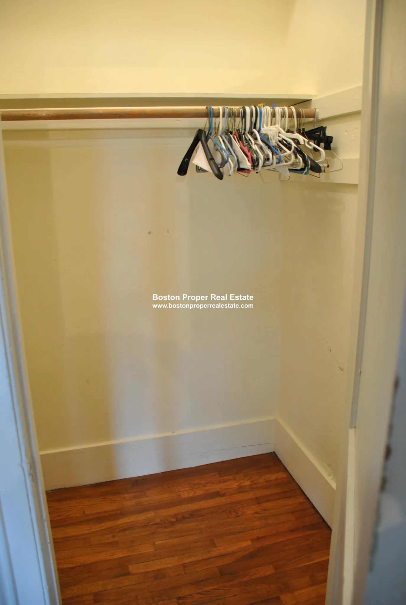 Studio bed, 1 bath apartment for rent at 312 Beacon St Unit 6, Back Bay — photo 6 of 9