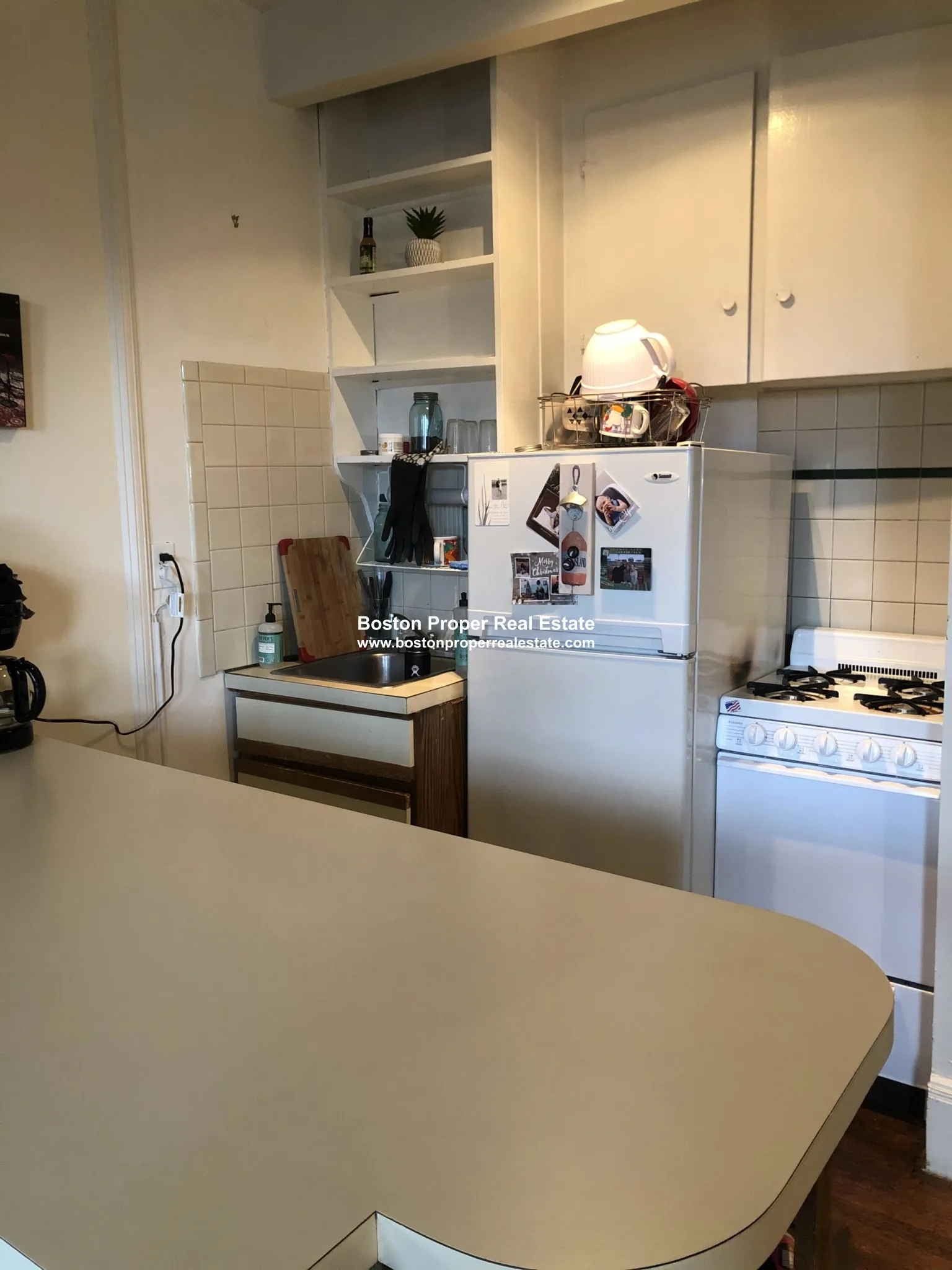 Studio bed, 1 bath apartment for rent at 312 Beacon St Unit 8, Back Bay — photo 5 of 9