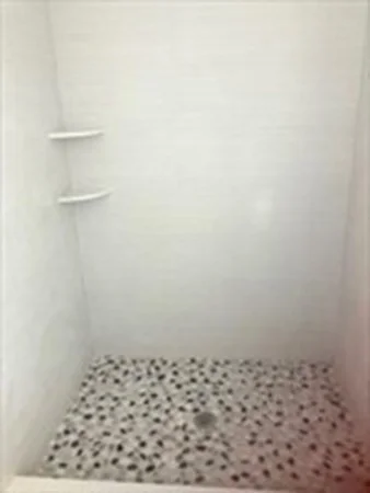 2 bed, 1 bath apartment for rent at 312 Chelsea St Unit 3, East Boston — photo 5 of 9