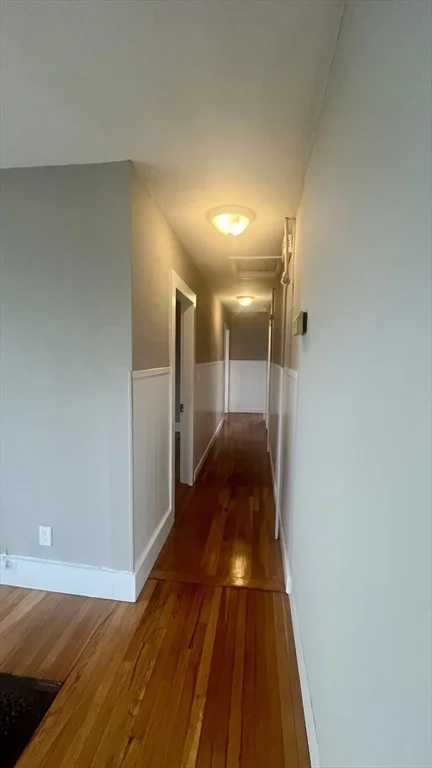 2 bed, 1 bath apartment for rent at 312 Humphrey St Unit 3, Beach Bluff — photo 5 of 7