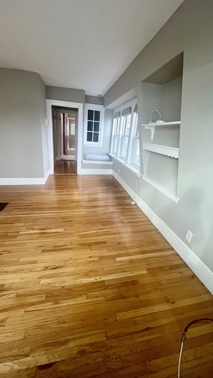 2 bed, 1 bath apartment for rent at 312 Humphrey St Unit 3, Beach Bluff — photo 2 of 7